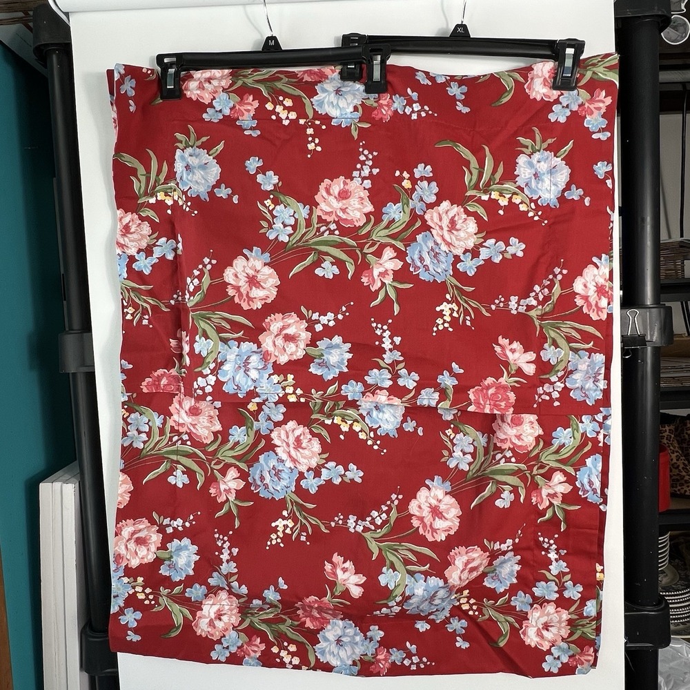 Vintage Martha Stewart Pillowcase Sham Set Of 2 Red Floral Standard Cotton USA‎